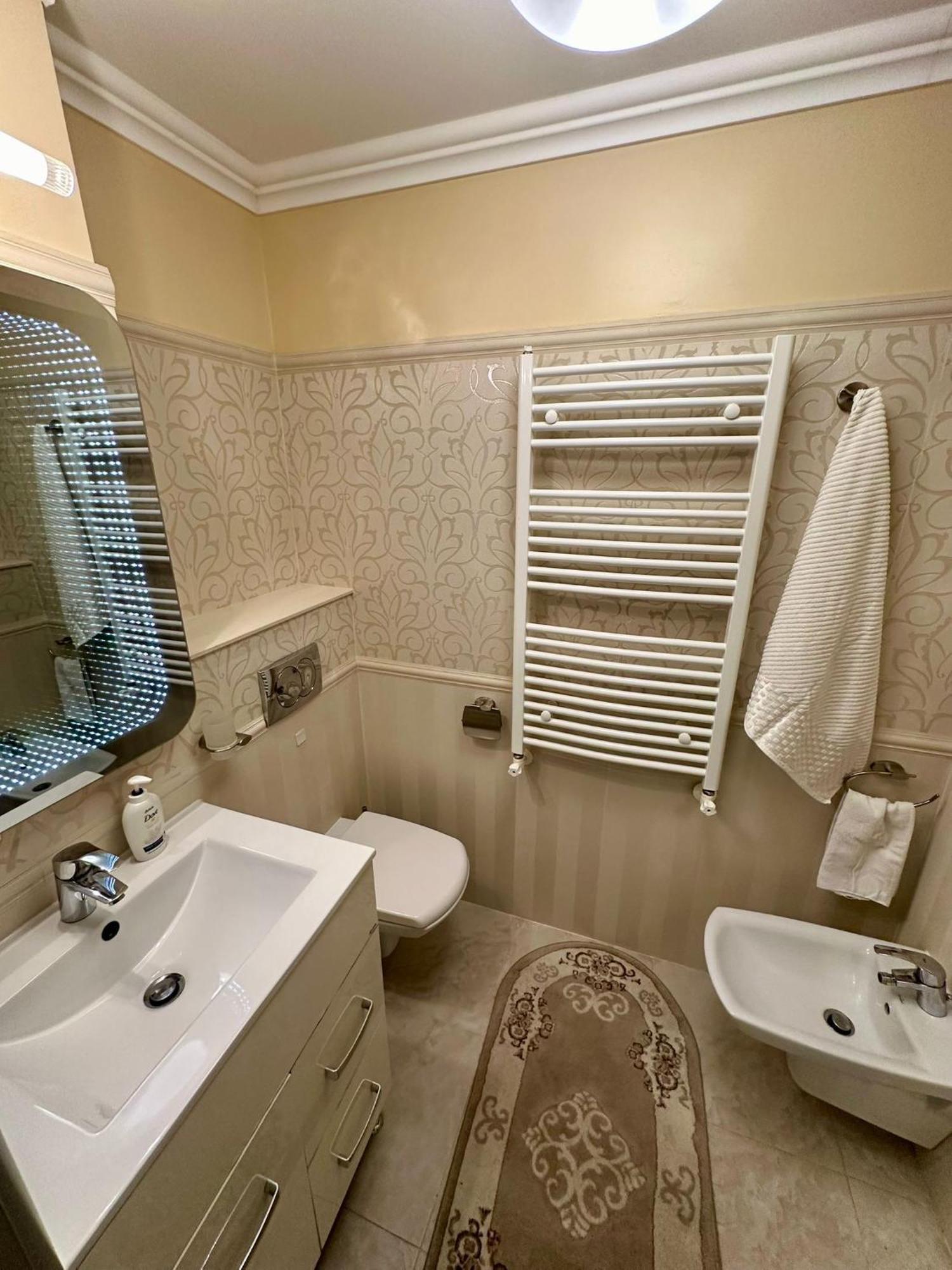 Arena Apartment Bacău Екстериор снимка